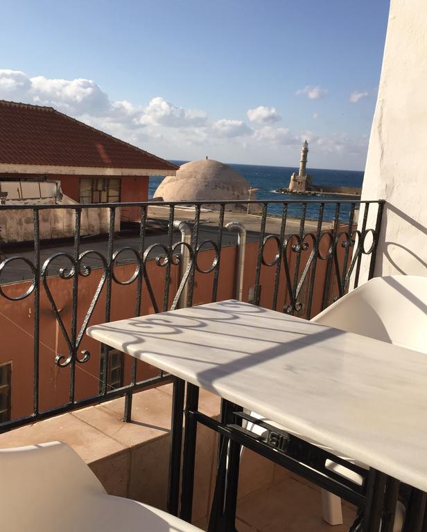 Erato Apartment *